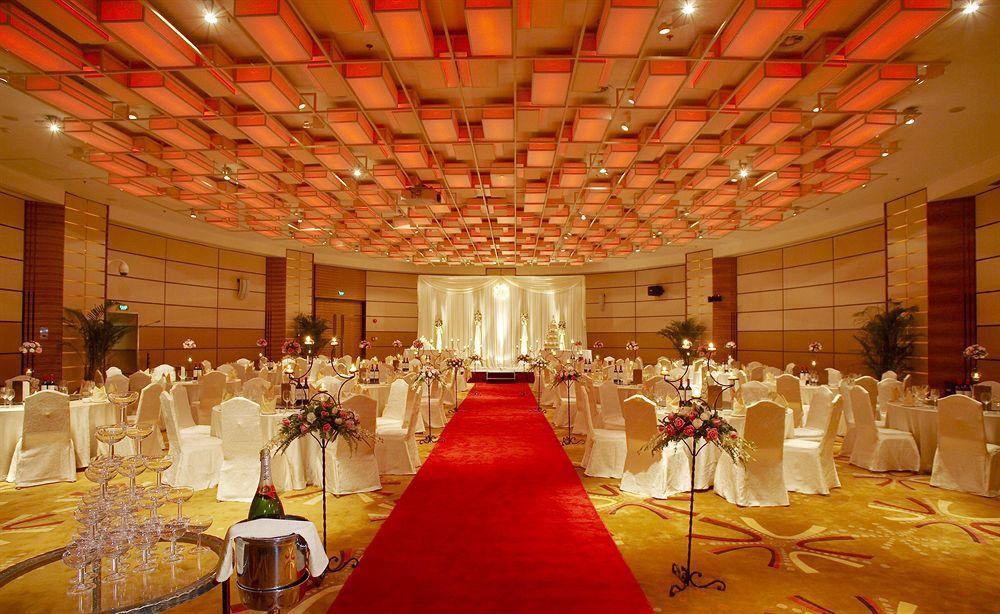 Grand Millennium Shanghai Hongqiao Restaurant photo